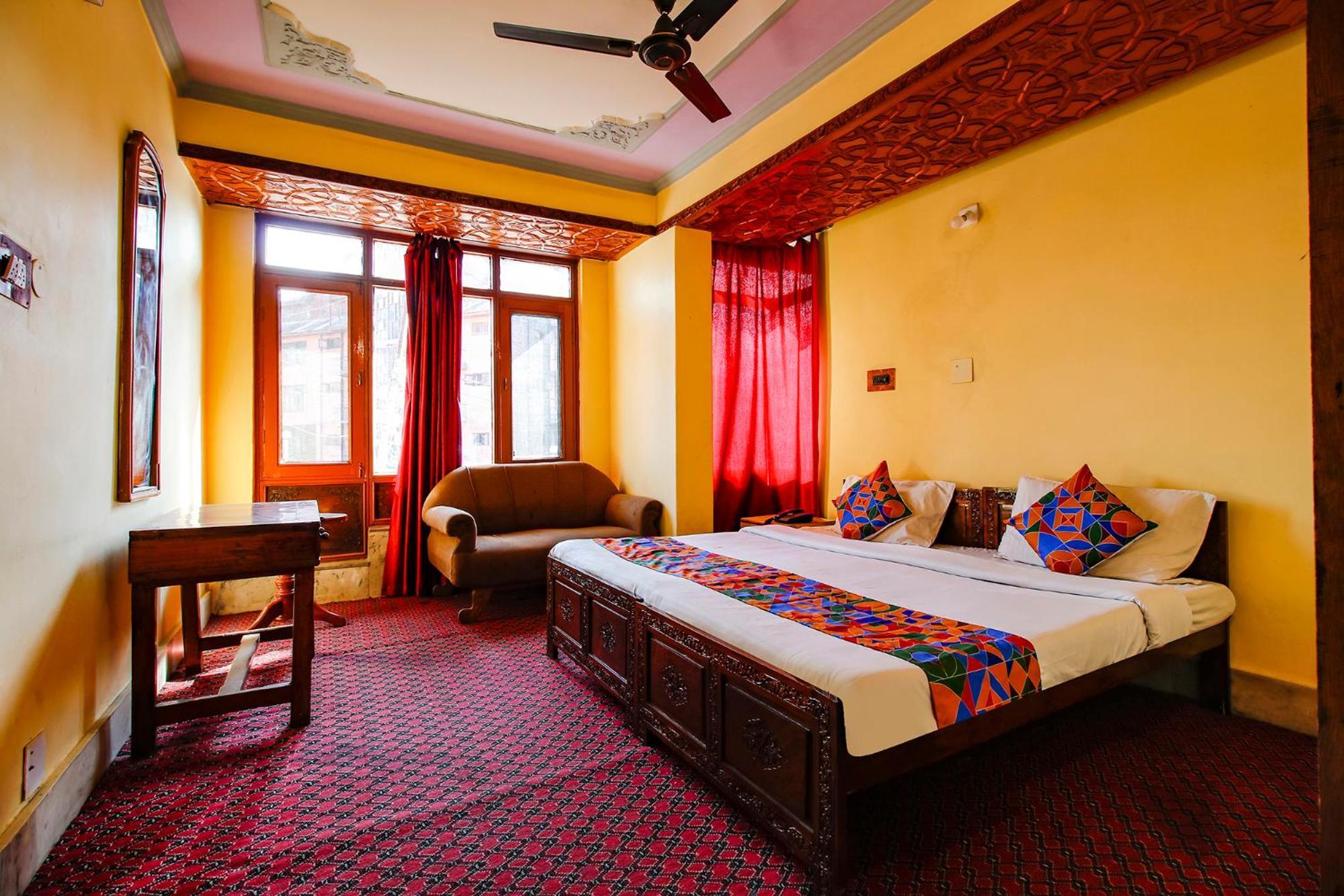 Fabhotel Kashmir Hilltown Durgjan Eksteriør bilde