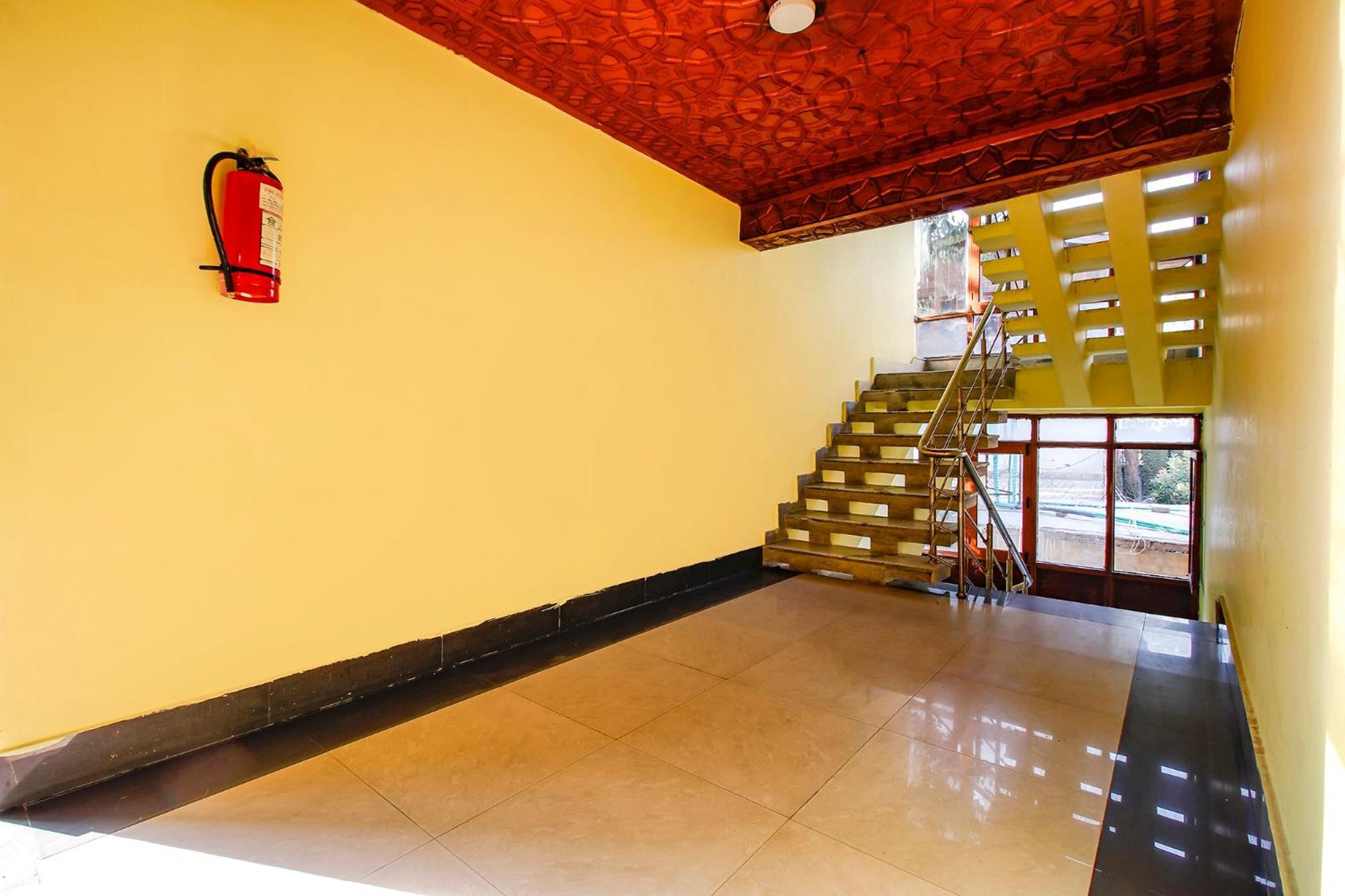 Fabhotel Kashmir Hilltown Durgjan Eksteriør bilde