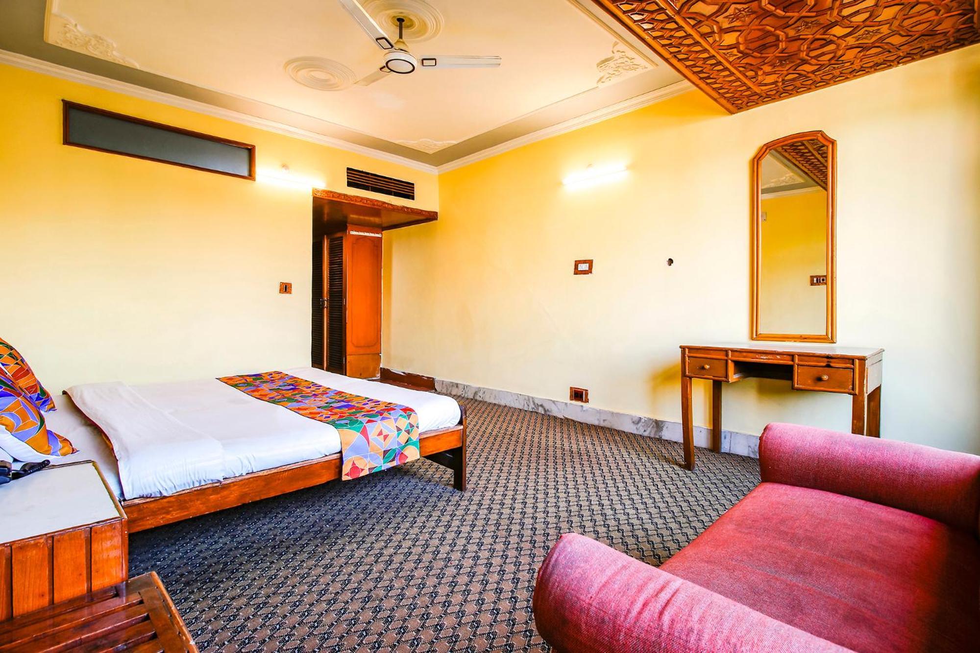 Fabhotel Kashmir Hilltown Durgjan Eksteriør bilde